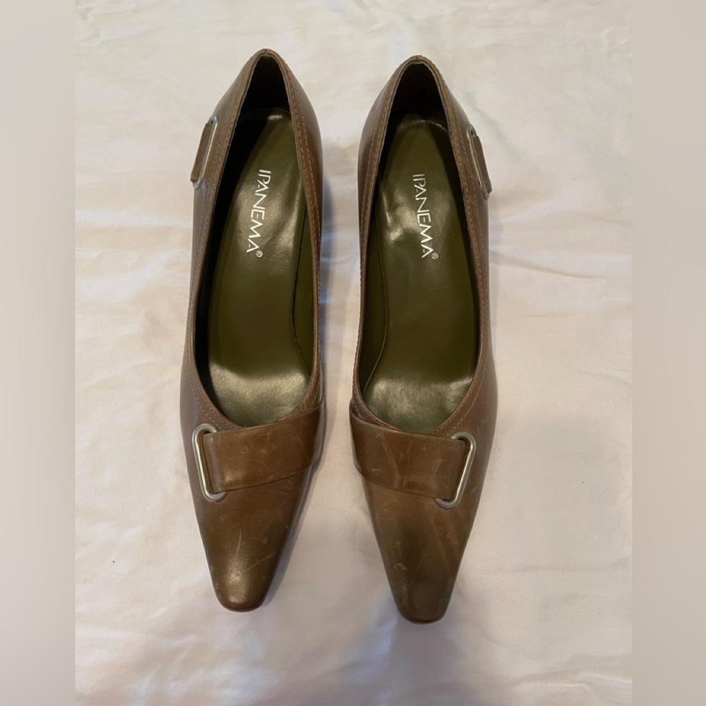 Ipanema Leather Heels
